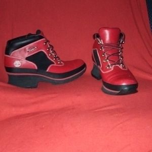 Women's Timberland Boots size 9m